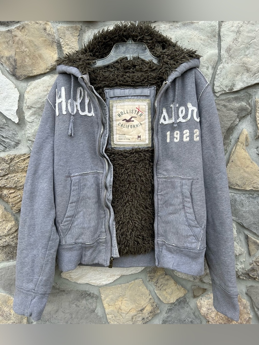 Y2K Hollister Faux Fur Hoodie Jacket Mens Size M Heavy Coat RARE 2000s Big Logo